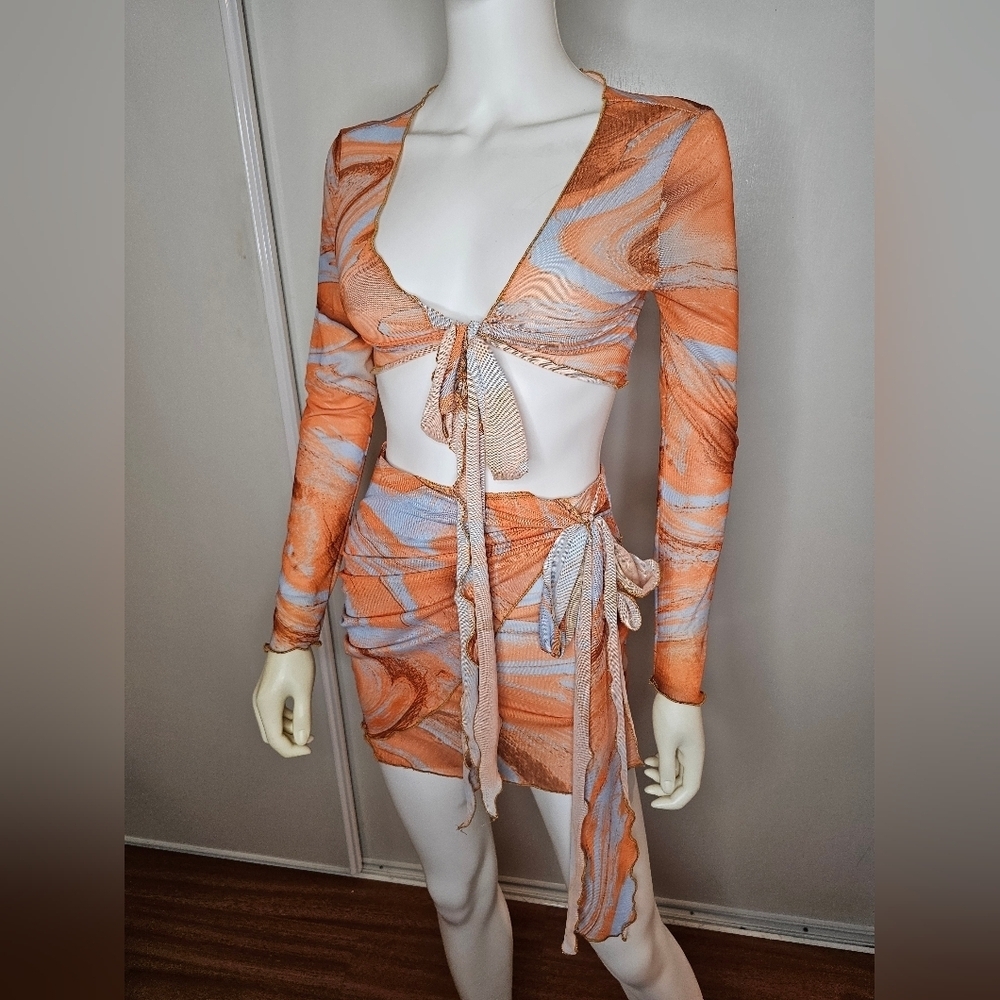 Womens Sexy Sheer Cropped Tie Front Long Sleeve Top And Mini Skirt Size XS